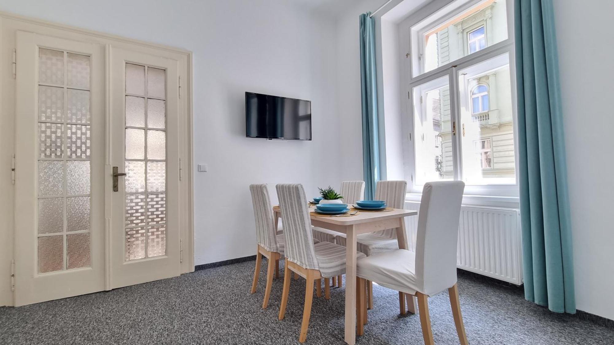 Finnem Rentals Tyrsova Prag Dış mekan fotoğraf